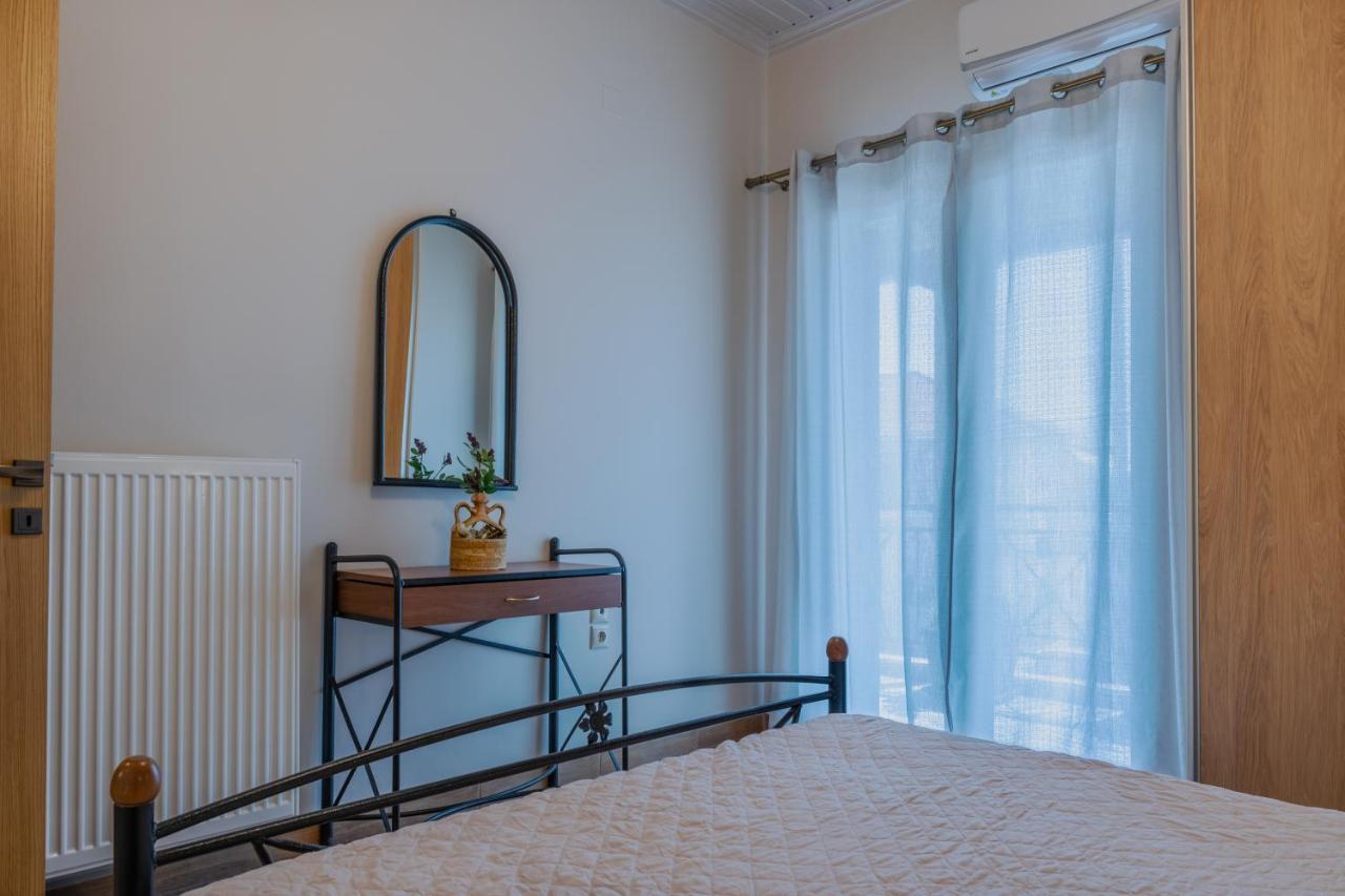 G.R Luxury Apartment Kalligoni Exterior photo